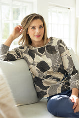 Decoupage Floral Stepped Hem Tee