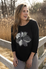 Peruvian Cotton Decoupage Flower Weekender Tee