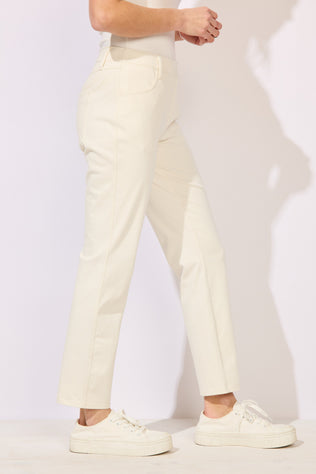Comfort Knit Denim Straight Jean