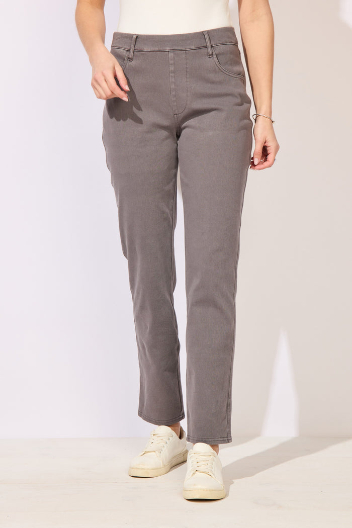 Comfort Knit Denim Straight Jean