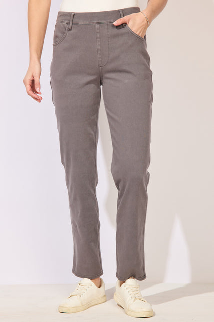 Comfort Knit Denim Straight Jean